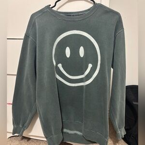 Green Smiley Face Sweater/sweatshirt